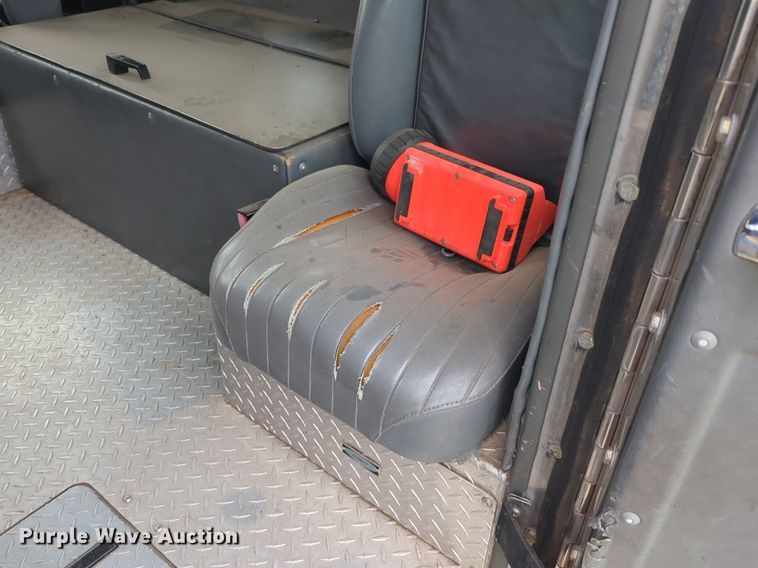 image for item LY9528 1994 E-One fire truck