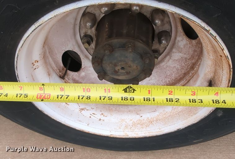 image for item LY9528 1994 E-One fire truck