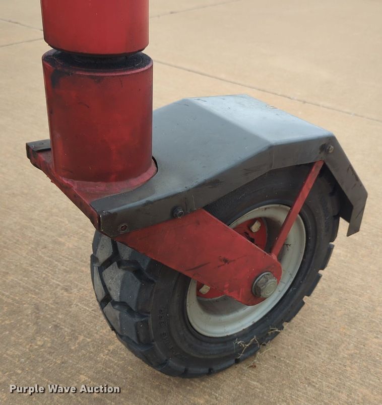 image for item LY9528 1994 E-One fire truck