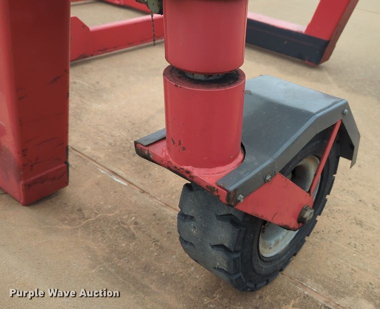 image for item LY9528 1994 E-One fire truck