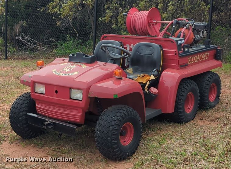 image for item LY9529 2005 John Deere 6X4 Gator utility vehicle