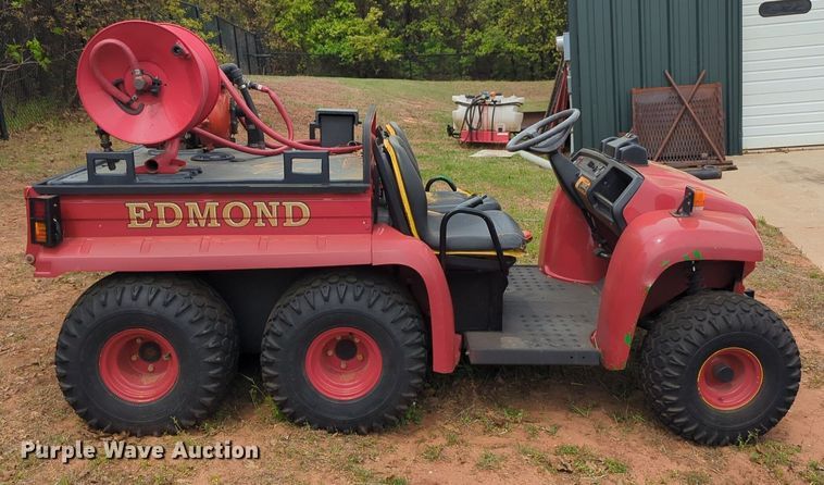 image for item LY9529 2005 John Deere 6X4 Gator utility vehicle