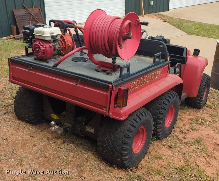 image for item LY9529 2005 John Deere 6X4 Gator utility vehicle