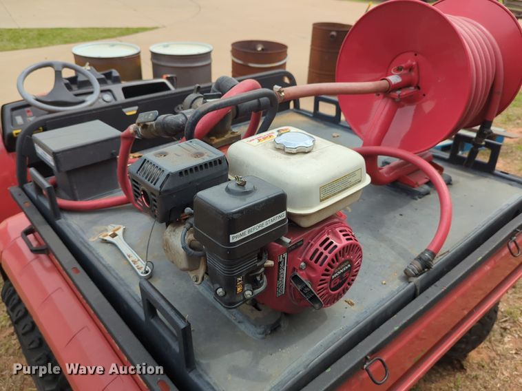 image for item LY9529 2005 John Deere 6X4 Gator utility vehicle