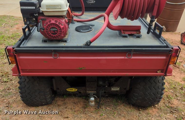 image for item LY9529 2005 John Deere 6X4 Gator utility vehicle