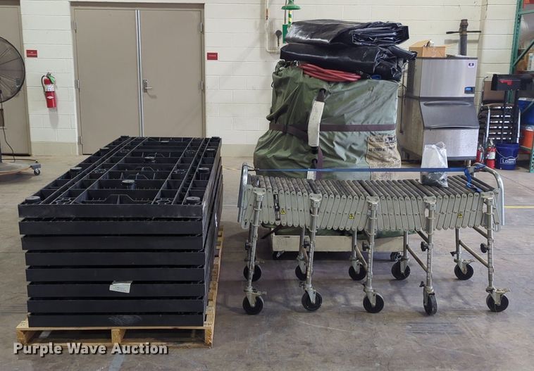 image for item LY9533 DHS Systems 4XBI  decon shelter popup tent kit