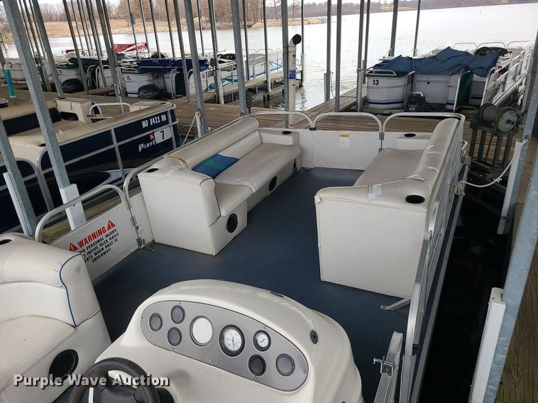 image for item MQ9643 2004 Playcraft Clipper 2400 pontoon boat