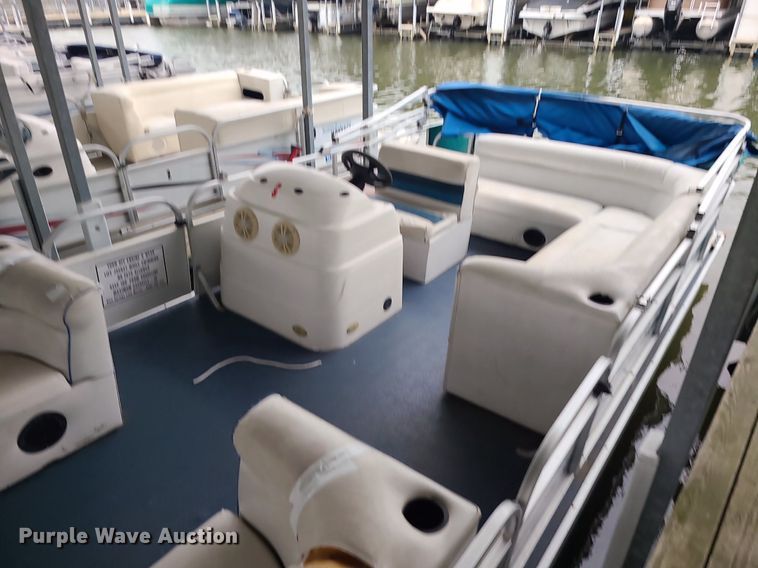 image for item MQ9643 2004 Playcraft Clipper 2400 pontoon boat