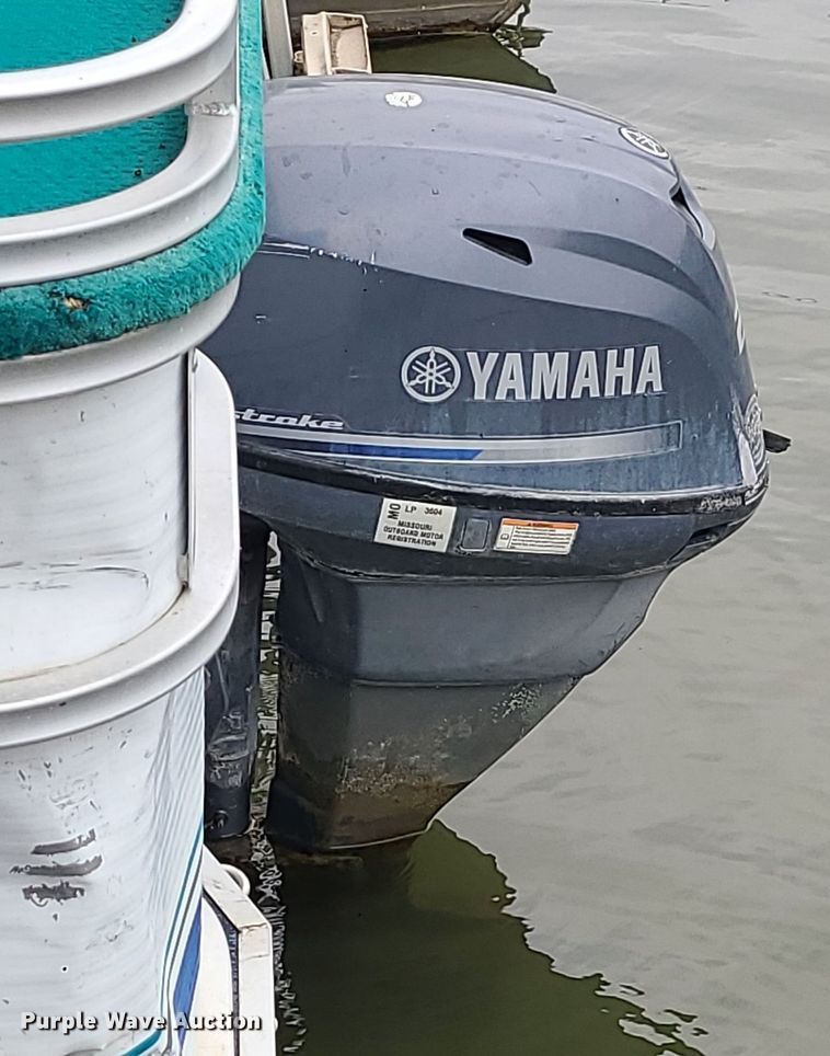 image for item MQ9643 2004 Playcraft Clipper 2400 pontoon boat