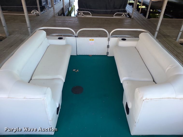 image for item MQ9647 2003 Playcraft  Clipper 2400 pontoon boat