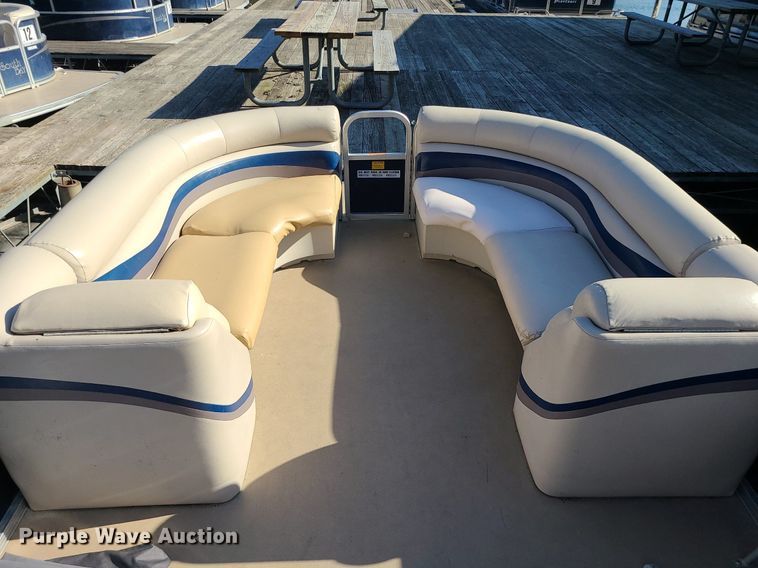 image for item MQ9650 2011 South Bay LSR pontoon boat