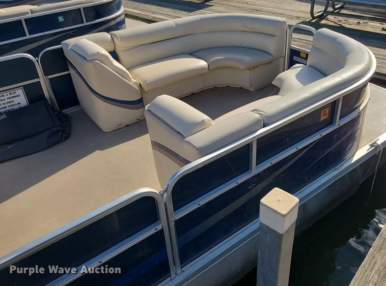 image for item MQ9651 2011 South Bay 524CR pontoon boat