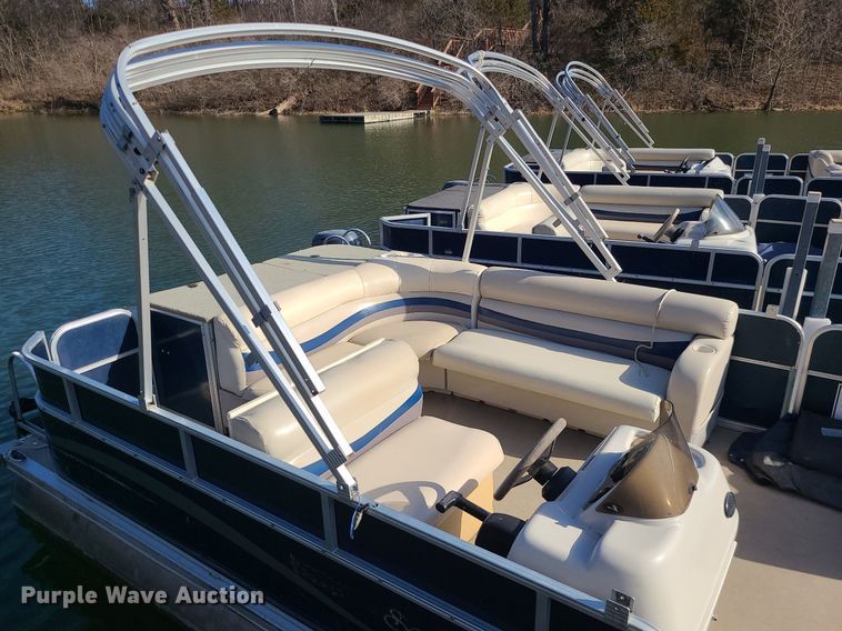 image for item MQ9651 2011 South Bay 524CR pontoon boat