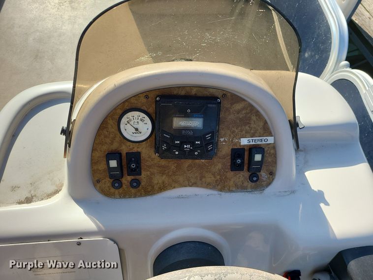 image for item MQ9651 2011 South Bay 524CR pontoon boat