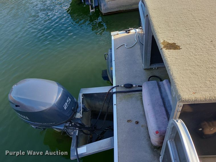 image for item MQ9651 2011 South Bay 524CR pontoon boat