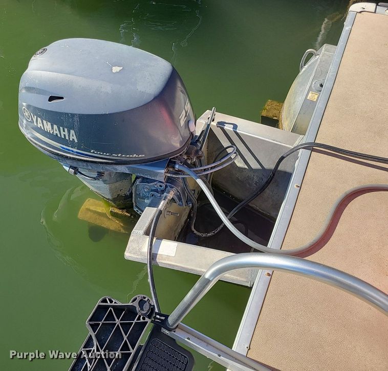 image for item MQ9652 2011 South Bay  524CR pontoon boat