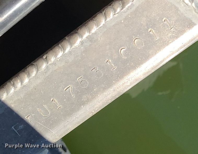 image for item MQ9652 2011 South Bay  524CR pontoon boat