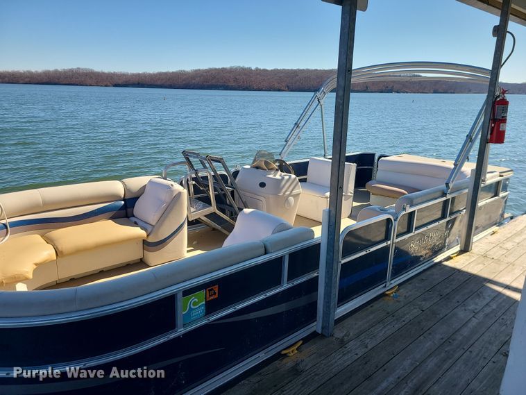 image for item MQ9653 2011 South Bay 524CR pontoon boat