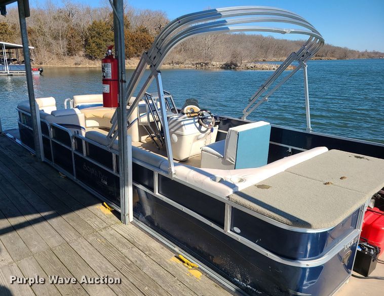 image for item MQ9653 2011 South Bay 524CR pontoon boat