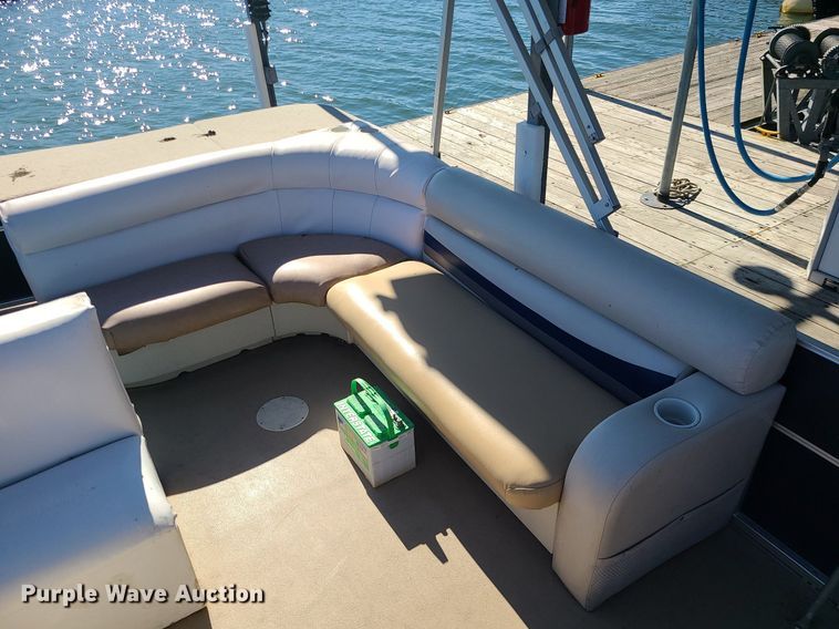 image for item MQ9653 2011 South Bay 524CR pontoon boat