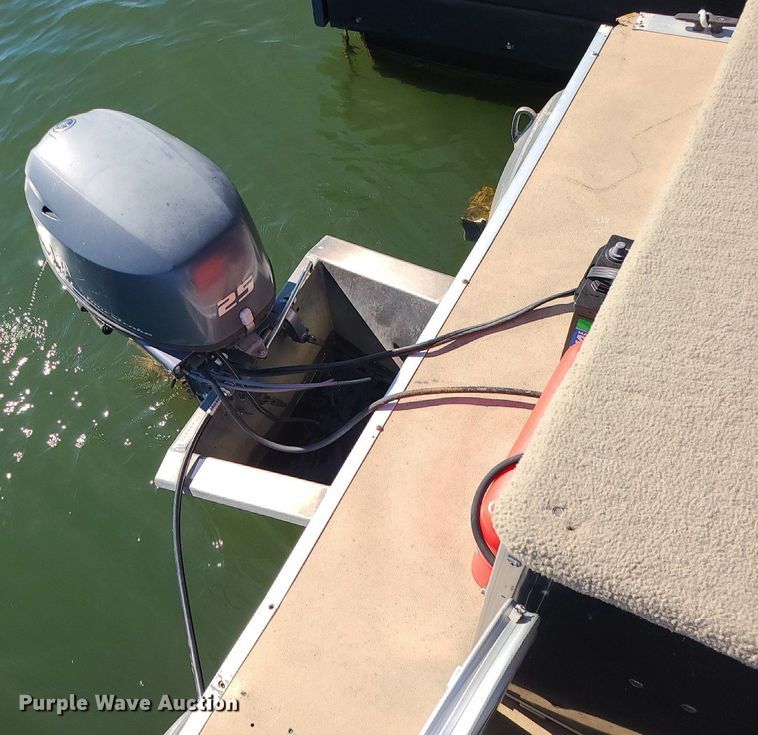 image for item MQ9653 2011 South Bay 524CR pontoon boat