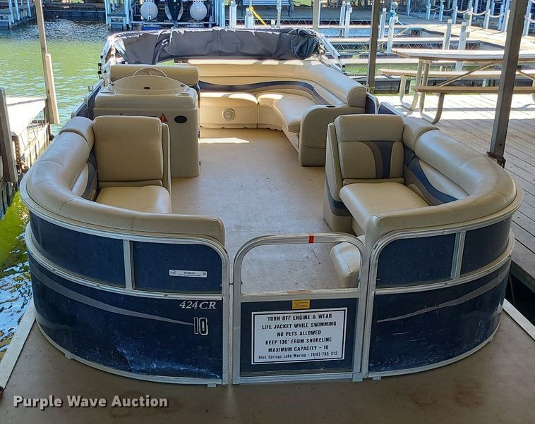 image for item MQ9654 2011 South Bay 424CR pontoon boat