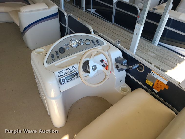 image for item MQ9654 2011 South Bay 424CR pontoon boat