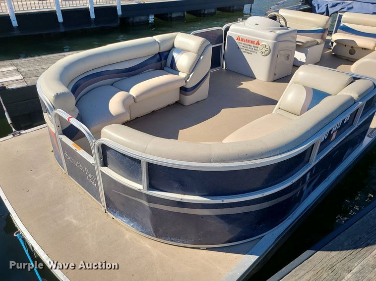 image for item MQ9655 2011 South Bay 424CR pontoon boat