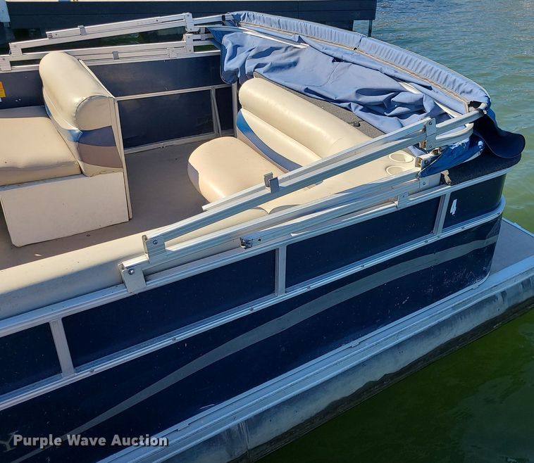 image for item MQ9655 2011 South Bay 424CR pontoon boat