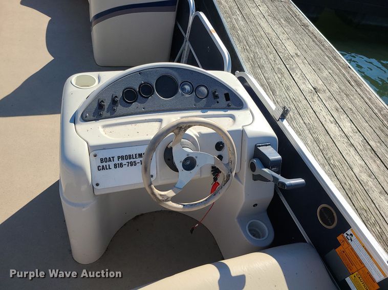 image for item MQ9655 2011 South Bay 424CR pontoon boat