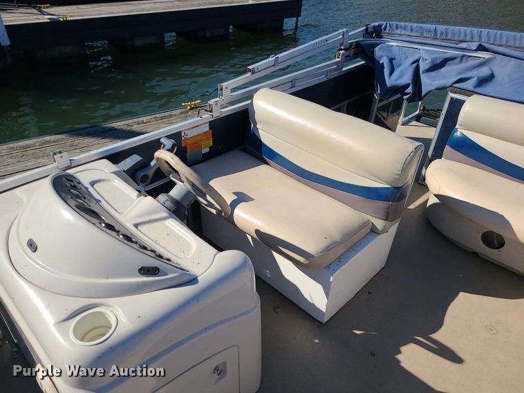 image for item MQ9655 2011 South Bay 424CR pontoon boat