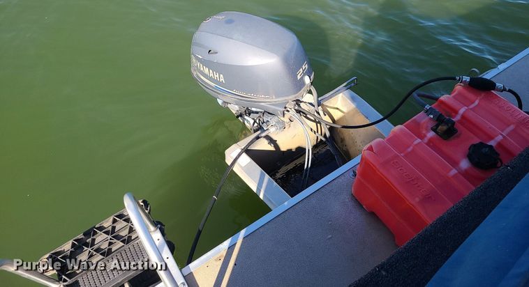 image for item MQ9655 2011 South Bay 424CR pontoon boat