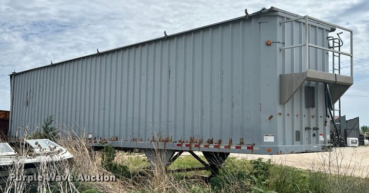 image for item ND9191 2006 Wilkins walking floor trailer