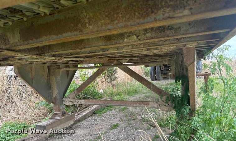 image for item ND9191 2006 Wilkins walking floor trailer