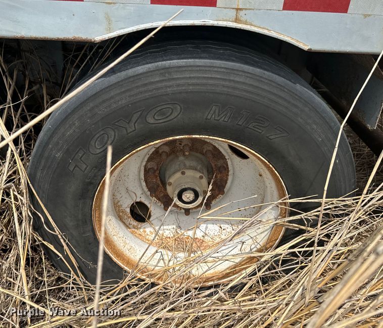 image for item ND9191 2006 Wilkins walking floor trailer