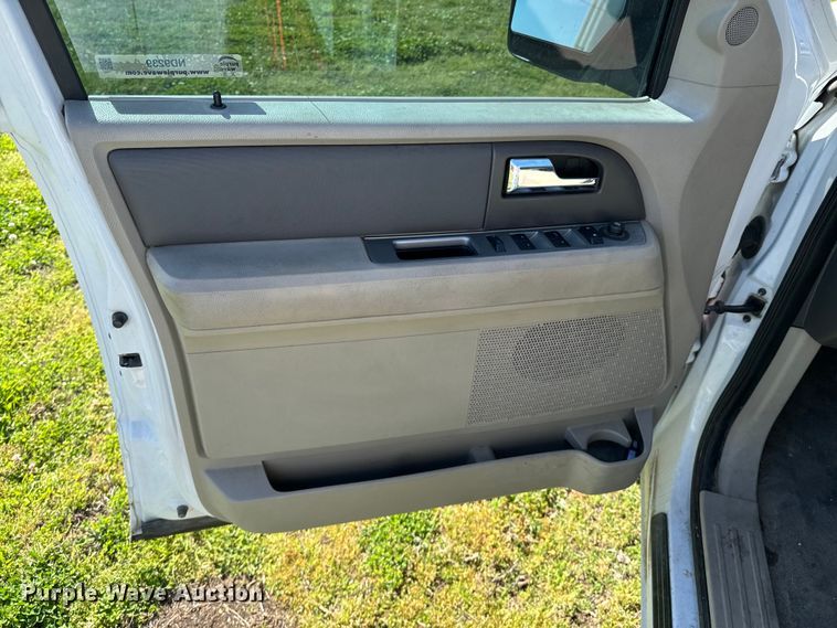 image for item ND9239 2012 Ford Expedition SUV