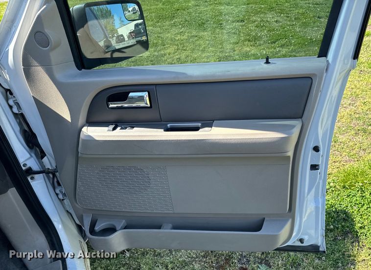 image for item ND9239 2012 Ford Expedition SUV