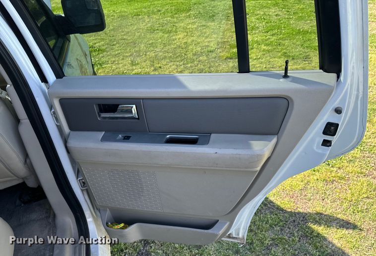 image for item ND9239 2012 Ford Expedition SUV