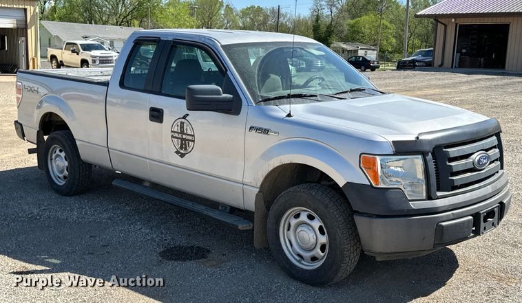 image for item ND9241 2010 Ford F150 XL SuperCab pickup truck