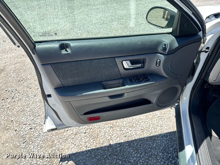 image for item ND9327 2001 Ford Taurus 