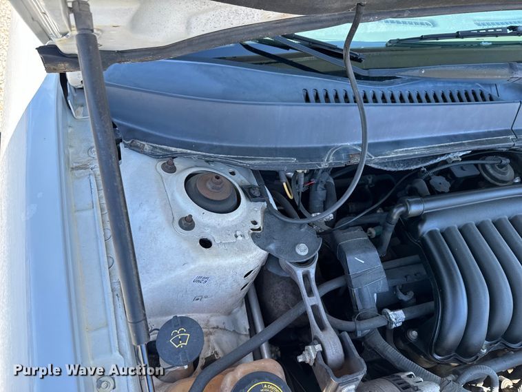 image for item ND9327 2001 Ford Taurus 