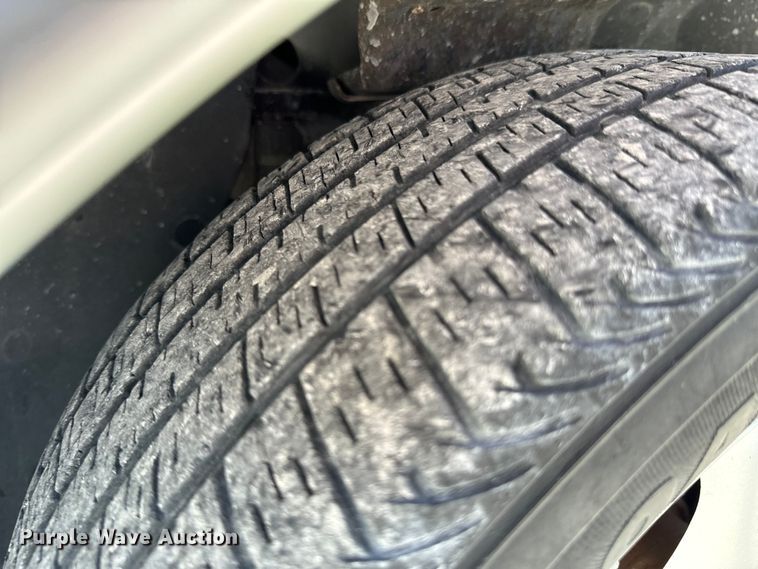 image for item ND9327 2001 Ford Taurus 