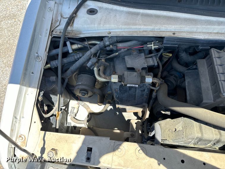 image for item ND9328 1994 Ford E150 van