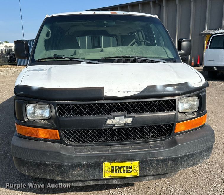 image for item NL9726 2007 Chevrolet Express 1500 van
