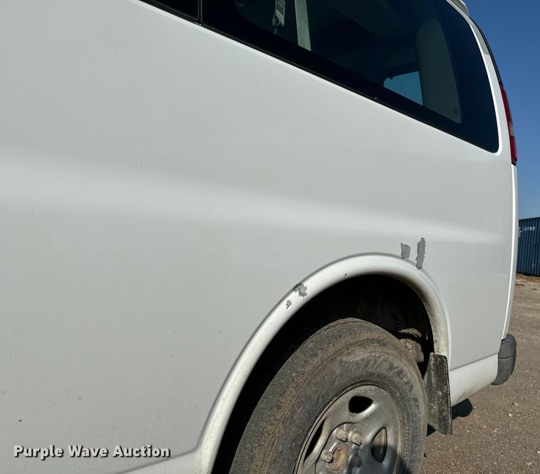 image for item NL9726 2007 Chevrolet Express 1500 van