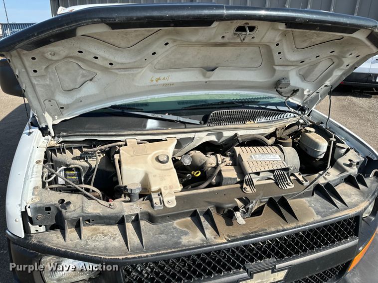 image for item NL9726 2007 Chevrolet Express 1500 van