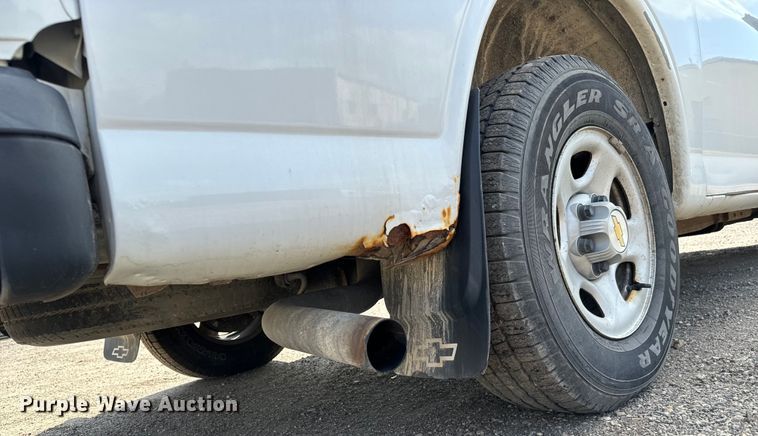 image for item NL9727 2004 Chevrolet  Express 1500 van