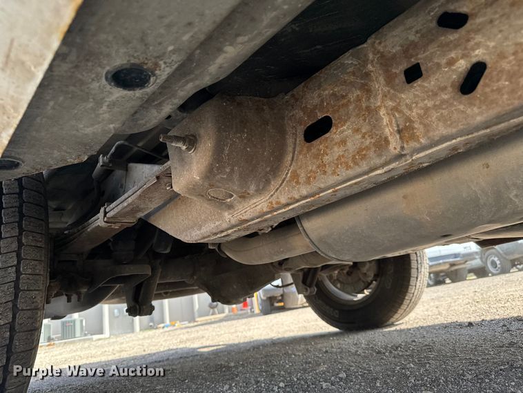 image for item NL9727 2004 Chevrolet  Express 1500 van