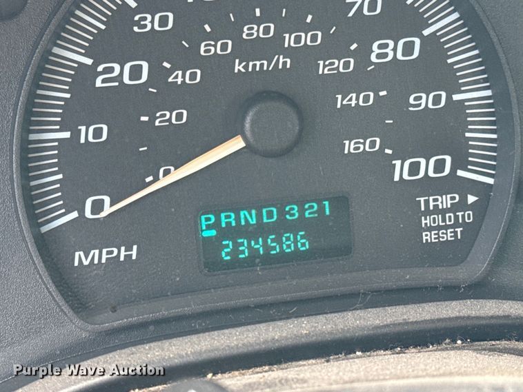 image for item NL9727 2004 Chevrolet  Express 1500 van