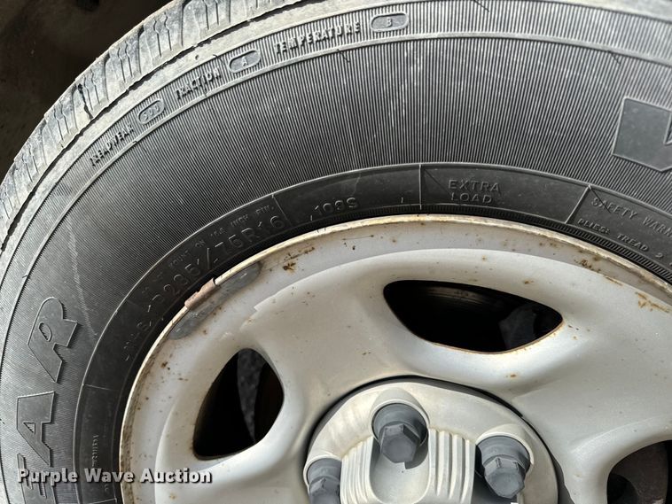 image for item NL9727 2004 Chevrolet  Express 1500 van